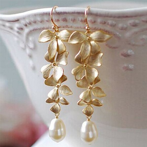 dazzling items Jewelry - Elegant Gold Tone Orchid Drop Dangle Earrings